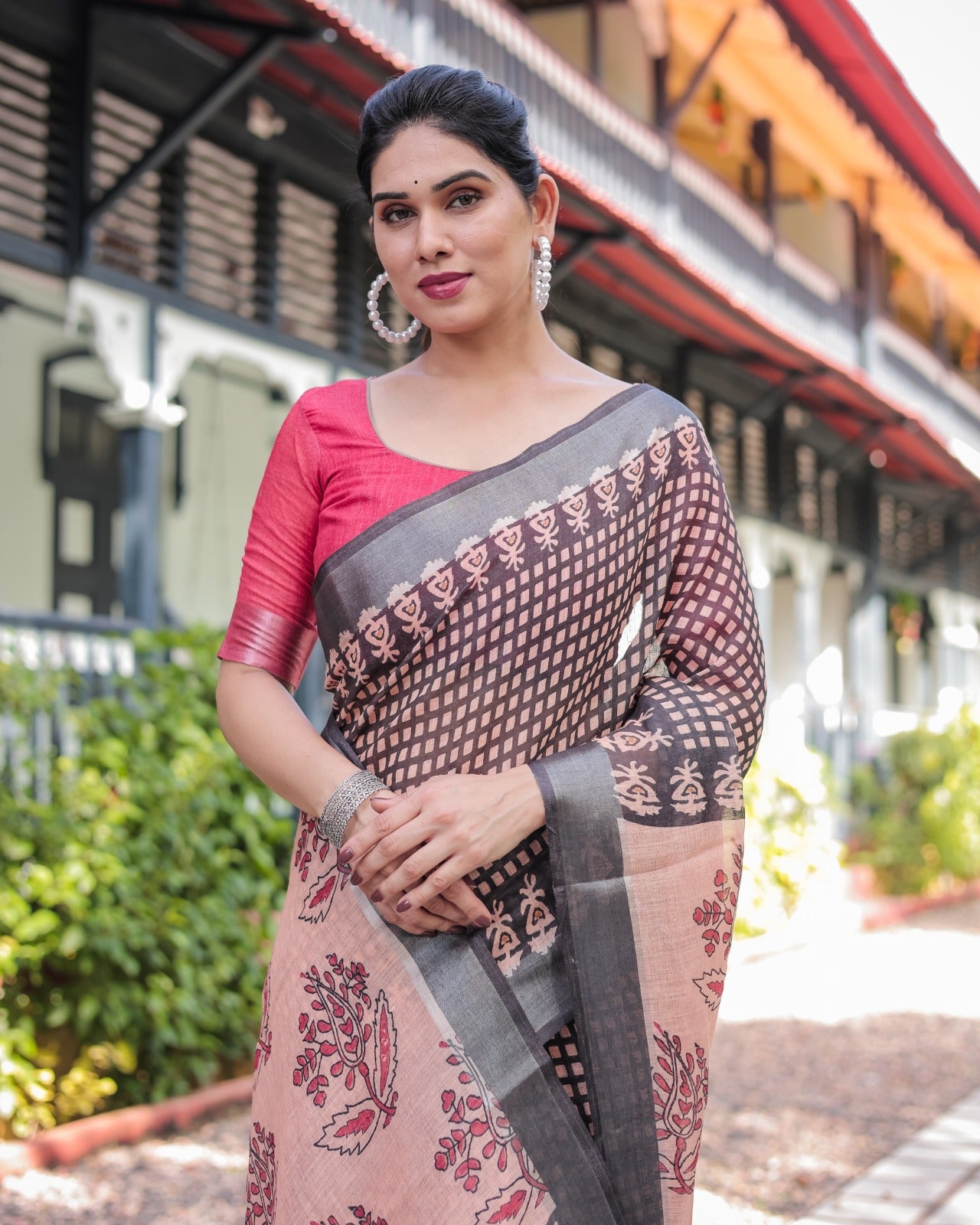 Elegant Peach & Black Digital Print Linen Saree
