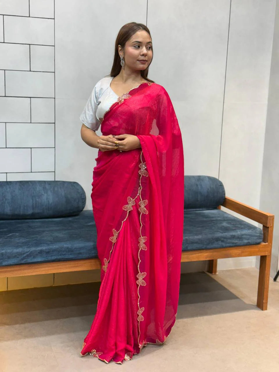 *RANI PINK BUTTERFLY 🦋 CUT DANA DIAMOND 💎 PANEL WORK SAREE*