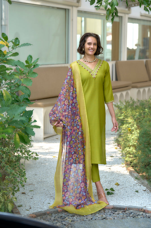 Zaria Chanderi Kurta Set