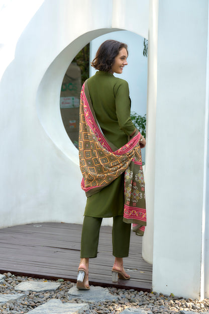 Olive Green Kurta Set with Geometric Printed Dupatta