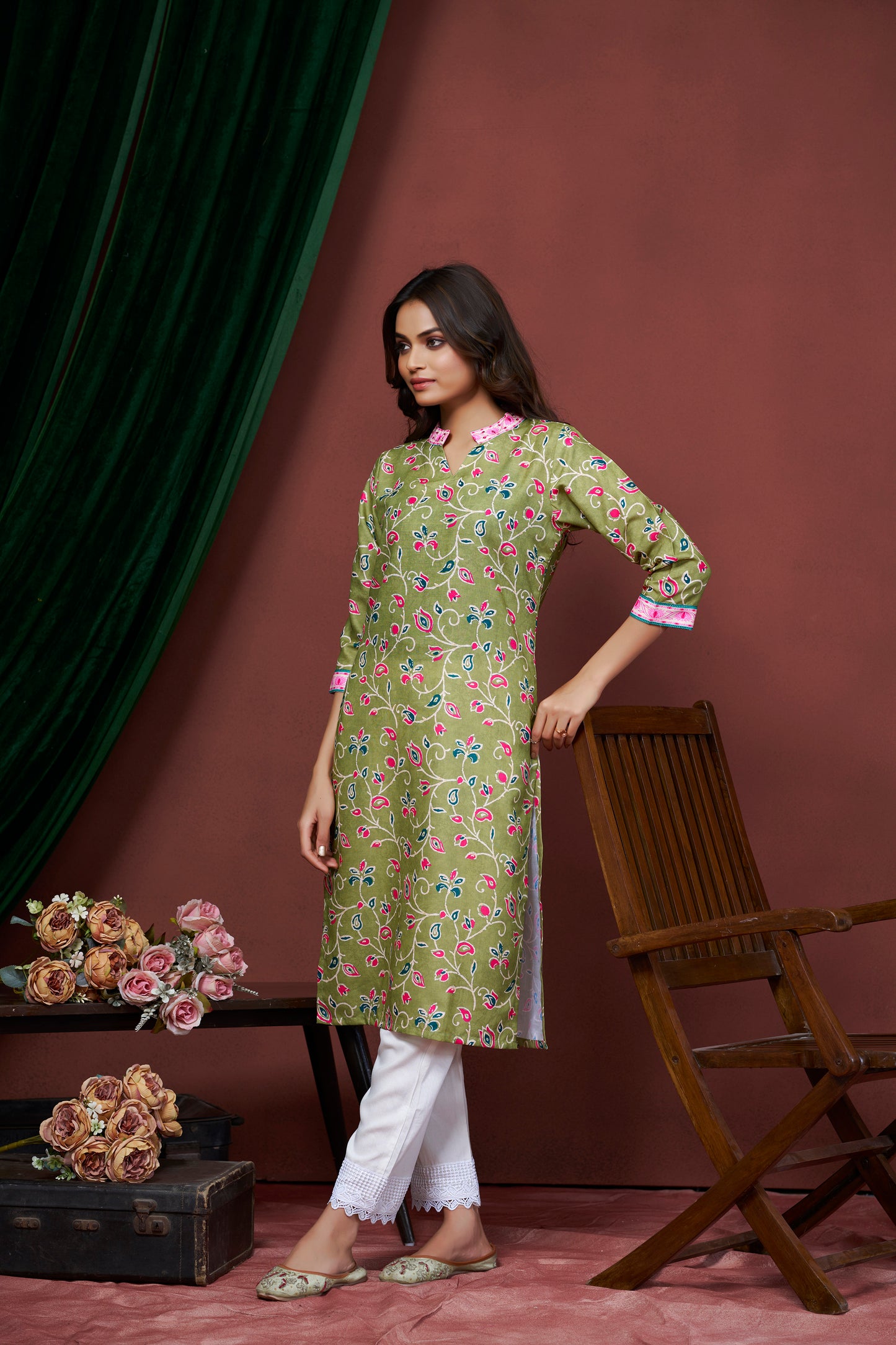 PRISCA Paisley Printed Notch Neck Panelled A-Line Kurta