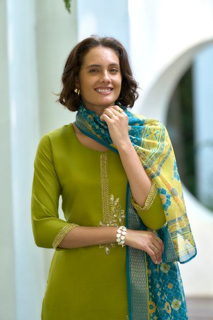 Inaya Chanderi Charm