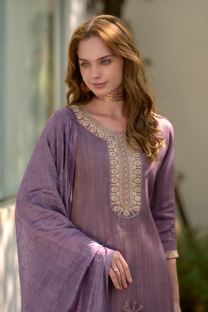 Royal Bloom Embroidered Kurta Set