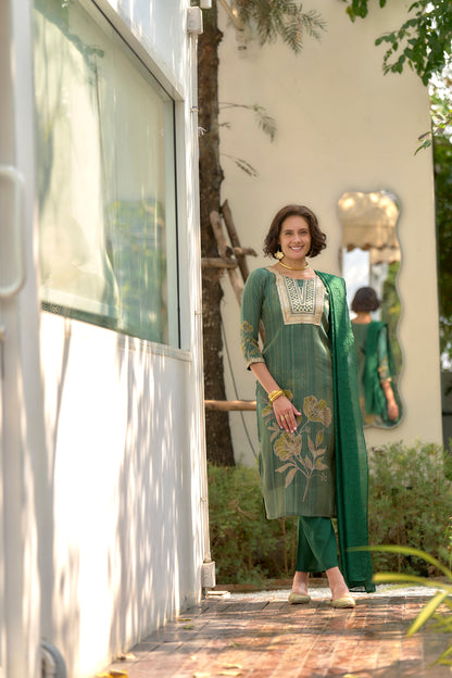 Emerald Bloom Embroidered Kurta Set