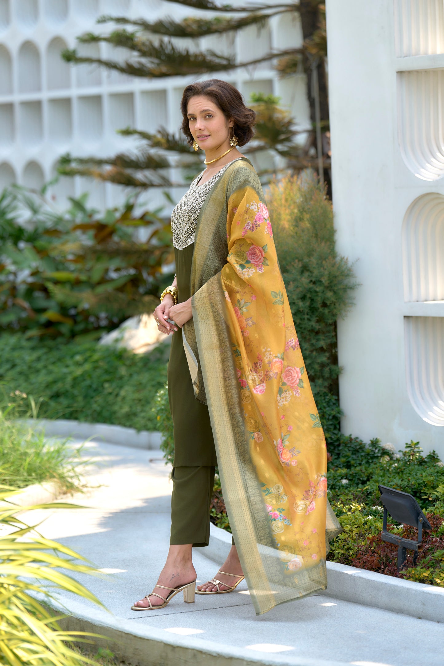 Mehndi Green Embroidered Kurta Set