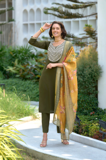 Mehndi Green Embroidered Kurta Set