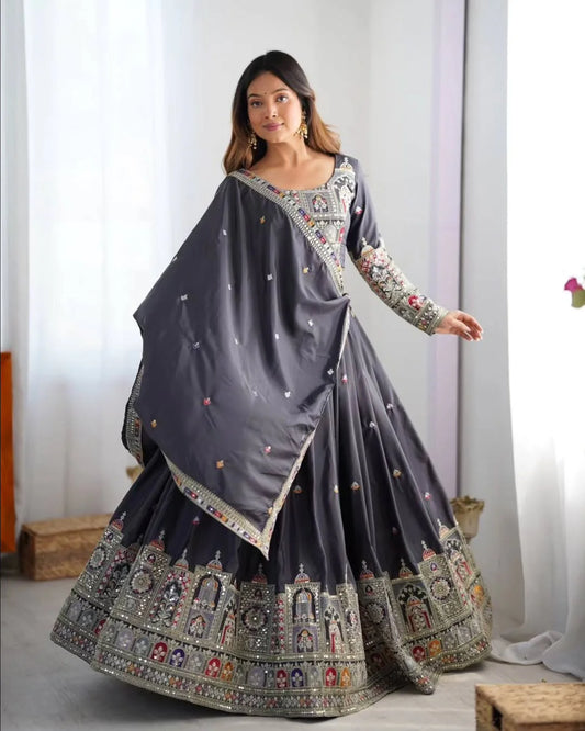 Elegant Black Chaniya Choli for Women – Heavy Embroidered Lehenga with Mirror Work & Net Dupatta | Gujarati Wedding & Navratri Special Outfit