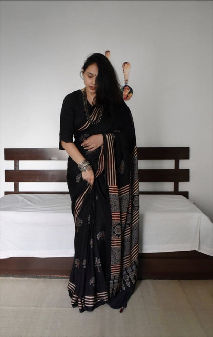 Over Zari Strips Peacock Pallu Saree with Beautiful Peacocks Border