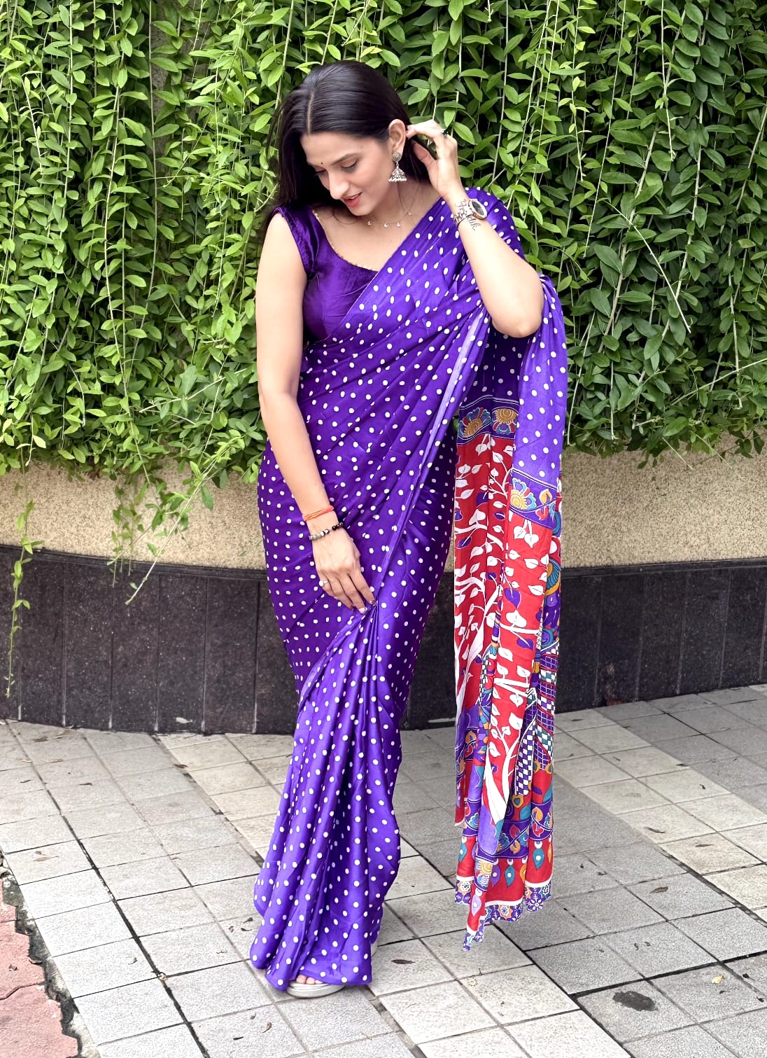 RUNNING GAJI SATIN AJRAK PRINT saree