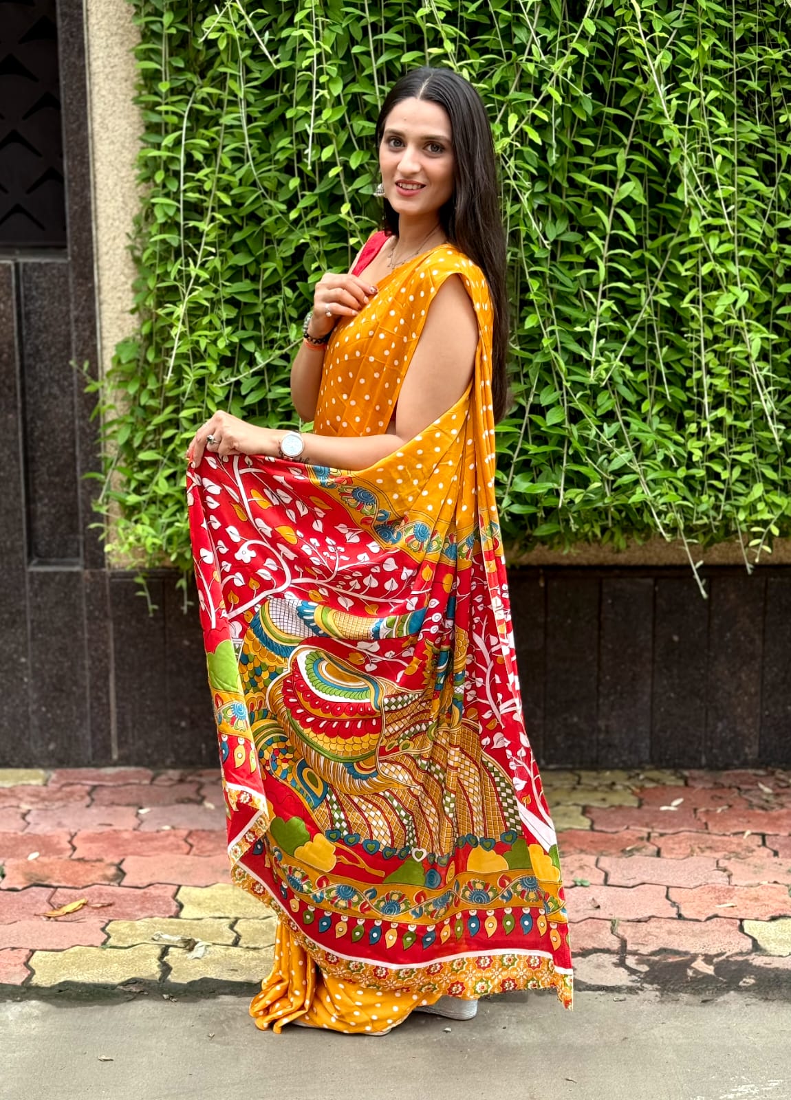 RUNNING GAJI SATIN AJRAK PRINT saree