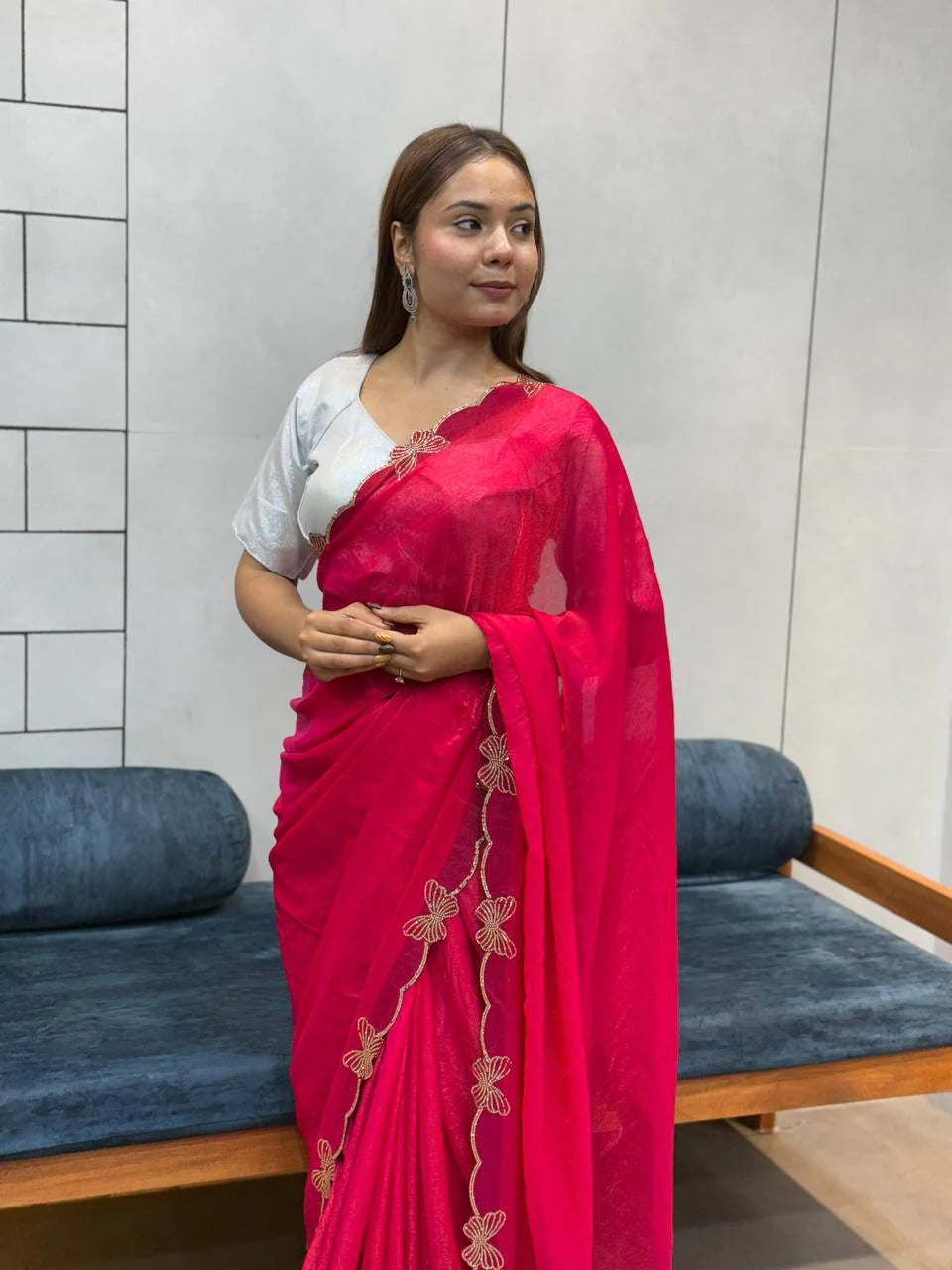 *RANI PINK BUTTERFLY 🦋 CUT DANA DIAMOND 💎 PANEL WORK SAREE*